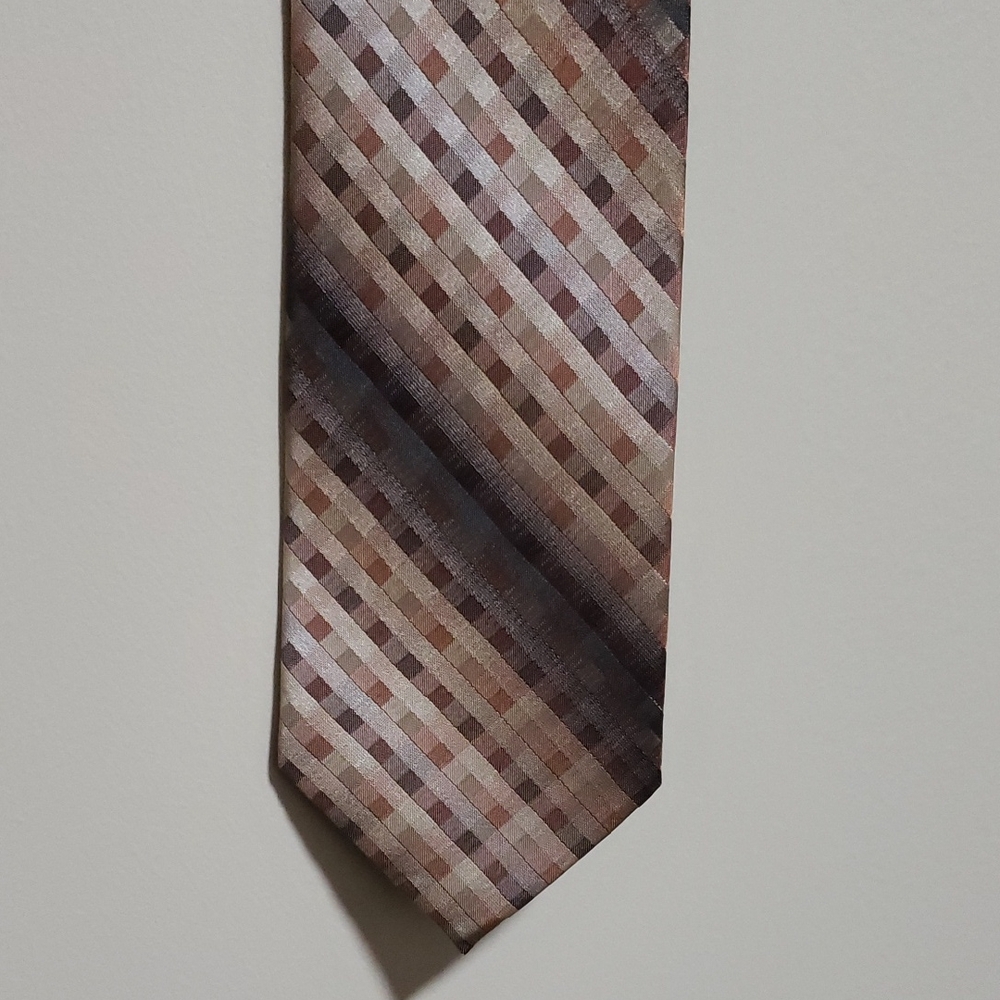 Van Heusen Geo 3D Silk Tie